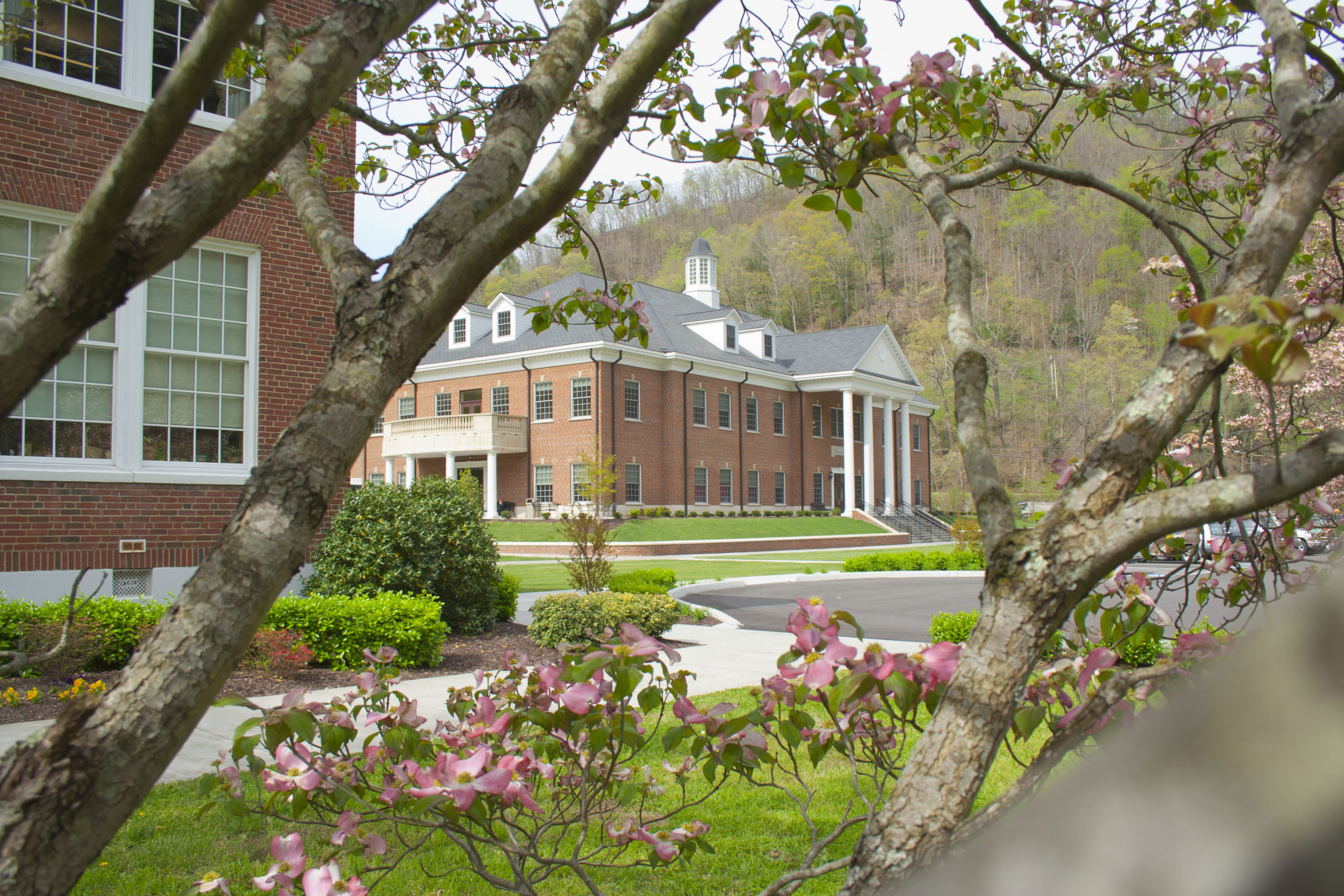 McGlothlin Hall